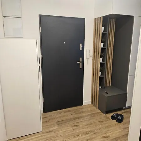 Z Ogródkiem Wysoki Standard Centrum Północ Estetino